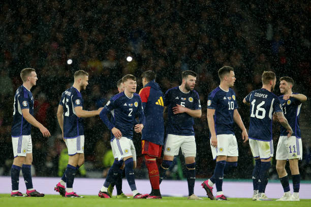 自动驾驶系 自动驾驶系