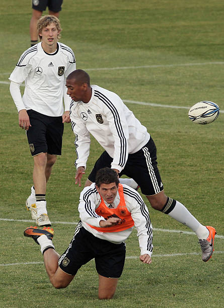 他需要增强 他需要增强