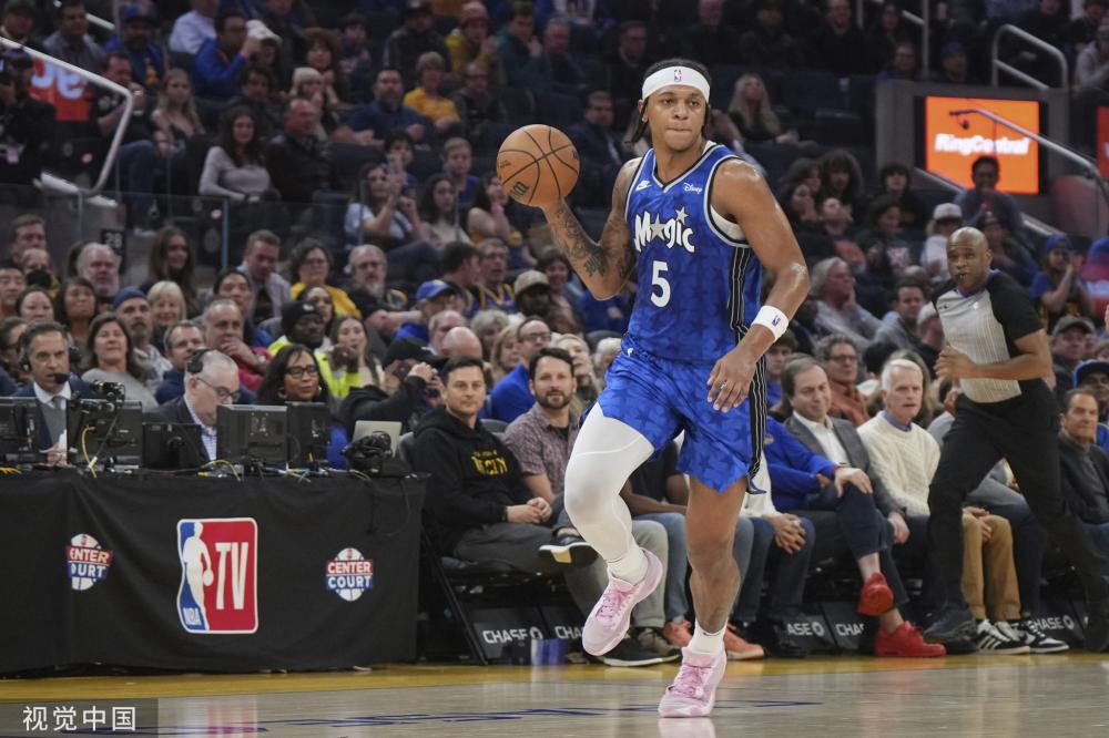 次斩获英超 次斩获英超